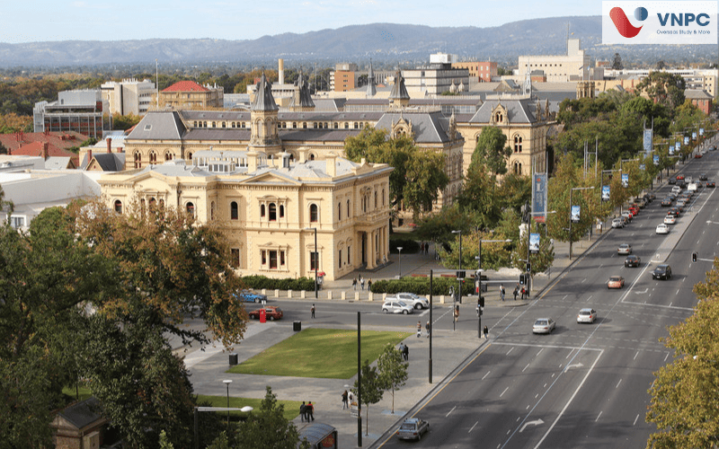 các trường đại học ở Adelaide Úc